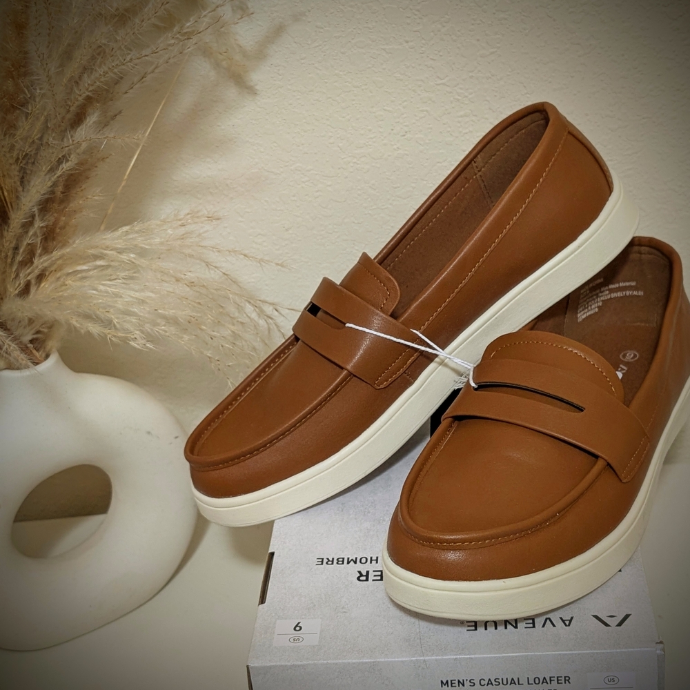 Avenue Men's Loafer